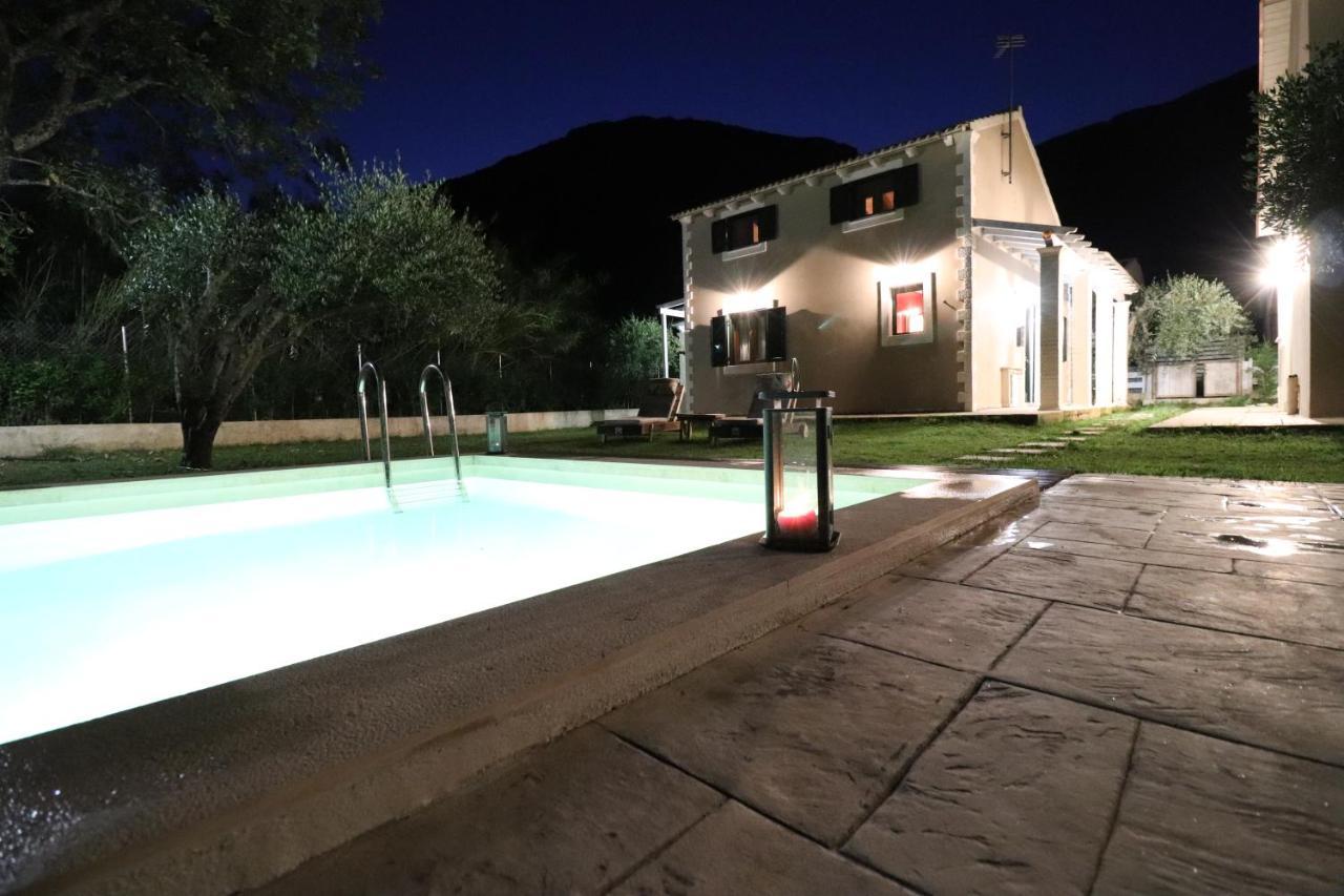 Theonymfi Luxury Villas Doukades Экстерьер фото