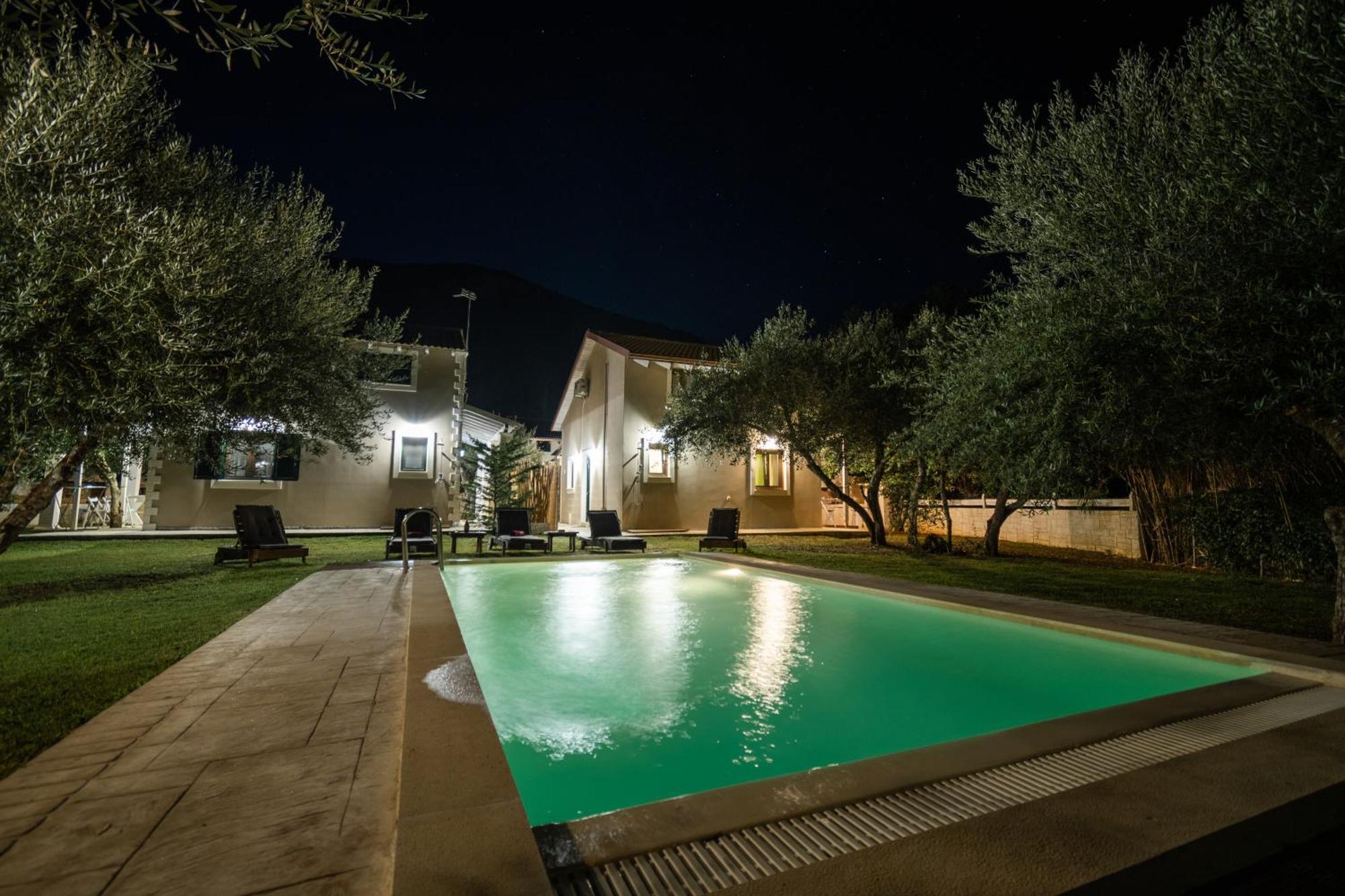 Theonymfi Luxury Villas Doukades Экстерьер фото